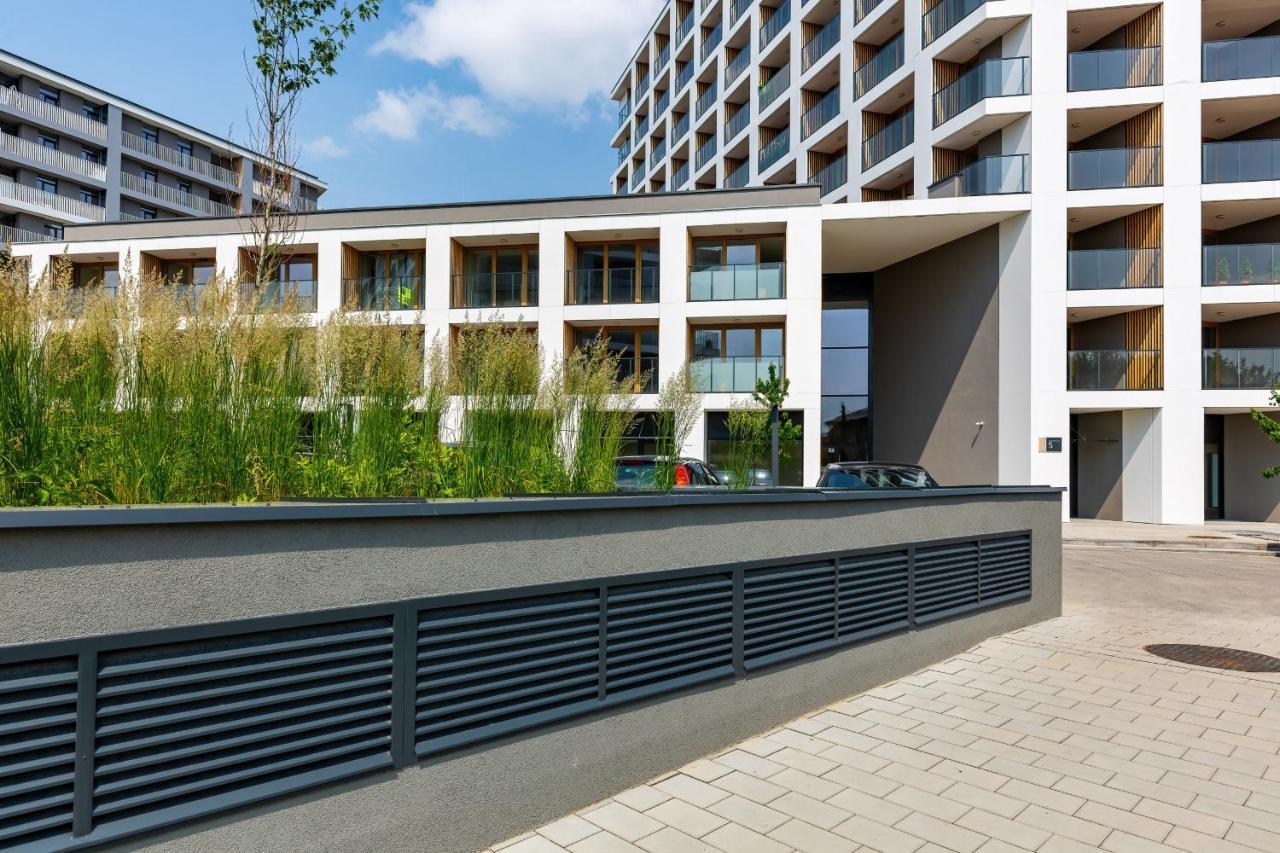 Warsaw Praga Kokoryczki Apartments With Parking By Noclegi Renters Esterno foto